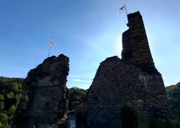 Die Sage vom Lohweibchen (von Steinebach nach Isenburg im Kutschengraben)